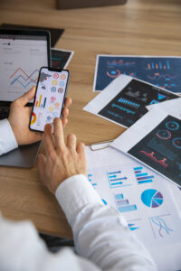 office-workers-using-finance-graphs